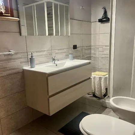 Alojamento de Acomodação e Pequeno-almoço Alba Chiara 3*