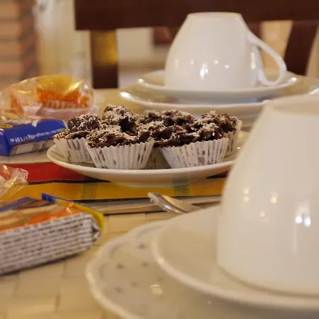 Alojamento de Acomodação e Pequeno-almoço Alba Chiara Anzio