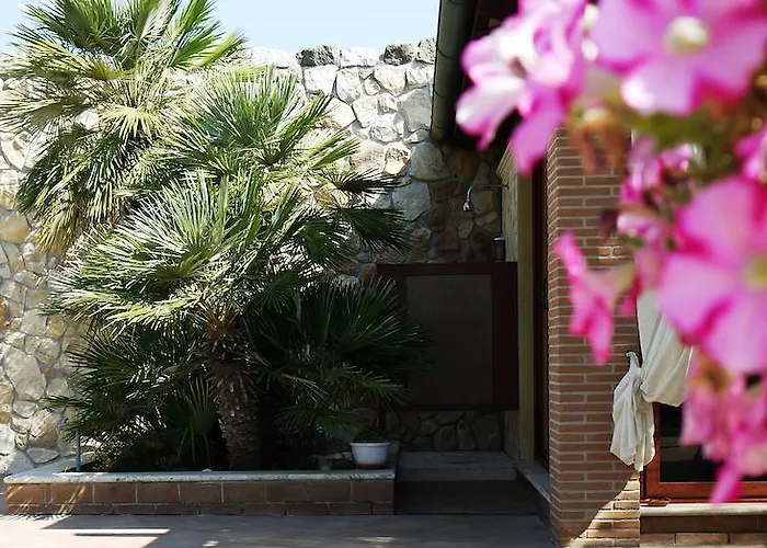 Alba Chiara Bed & Breakfast 3*