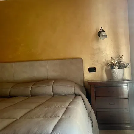 Alba Chiara Oda ve Kahvaltı Anzio