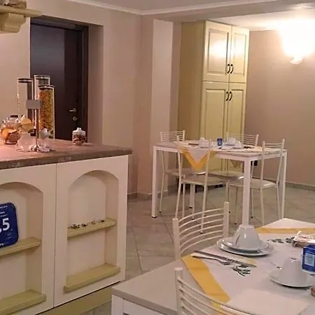 Alba Chiara Oda ve Kahvaltı Anzio